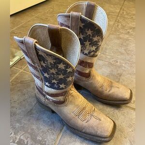Ariat men's circuit Proud American Flag western boots - broad square toe